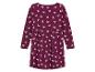 Une robe rose à manches longues avec un motif de cœurs roses.