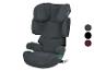 Un siège auto Cybex Solution X2-Fix gris pour enfant.