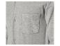 Une chemise grise à manches longues avec une poche poitrine.
