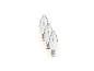 Trois ampoules LED de forme bougie blanches.