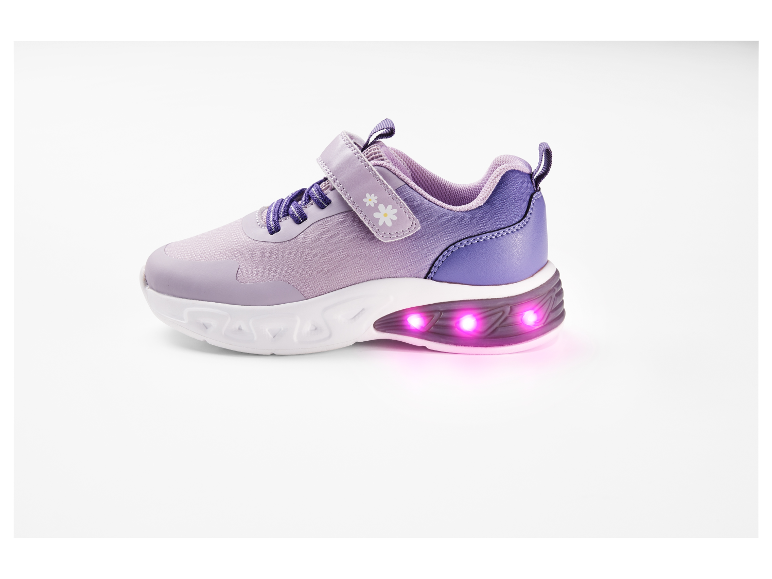 Chaussures de sport violettes avec lumières LED.
