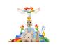 Bébé jouant avec le jouet MATTEL Meine Erste Spielzeuge.