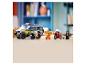Jouets de police: fourgon, moto, figurines de policier et de criminel.