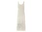 Robe en maille crème pour femme avec bretelles et détails ajourés à l'ourlet.
