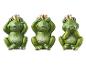 Trois grenouilles vertes avec des couronnes dorées qui adoptent la pose 'Je ne vois pas, je n'entends pas, je ne parle pas'.