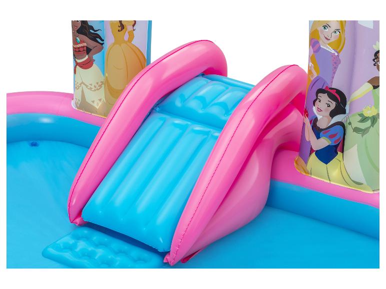 Piscine gonflable avec toboggan et motifs de princesses.