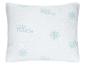 Oreiller blanc avec l'inscription «COLD TOUCH» et des motifs de flocons de neige.