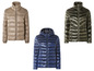 Trois vestes d'hiver en beige, vert et bleu foncé.