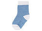 Une chaussette blanche à rayures bleues.