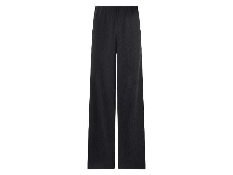 Pantalon noir large en tissu texturé.