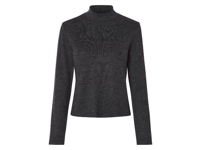 Pull gris foncé à col roulé.