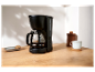 Cafetière SilverCrest sur un comptoir en bois.