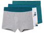 Trois boxers, un gris, un blanc avec imprimé et un bleu foncé.