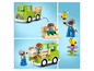 Jouets LEGO DUPLO avec un camion vert, des abeilles et des figurines.