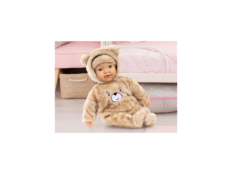 Poupée Piccolina Magic Tears de BAYER DESIGN en costume d'ours en peluche.