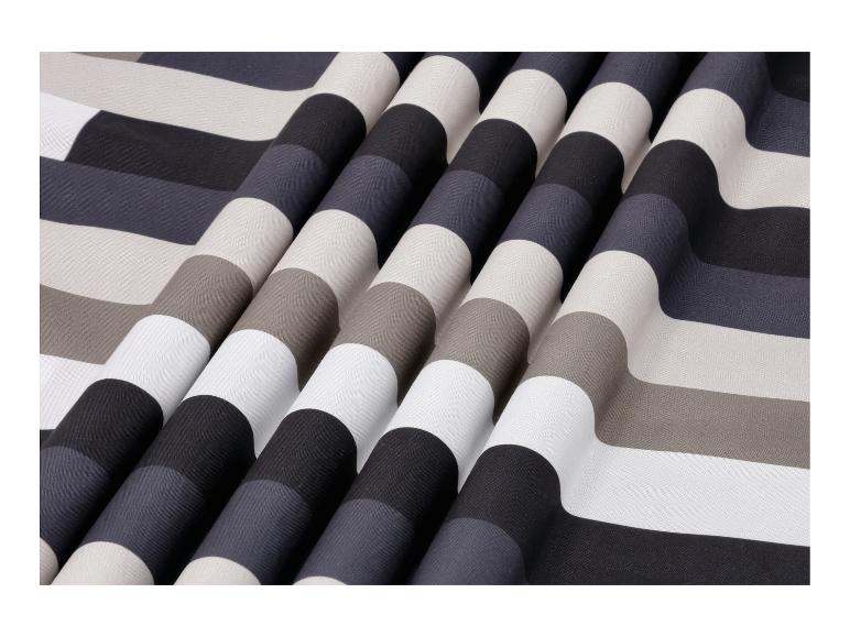 Tissu rayé gris, noir et blanc