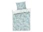 Une housse de couette et une taie d'oreiller avec un motif de feuilles blanches sur un fond bleu clair.
