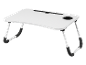Table pliante blanche pour ordinateur portable avec porte-gobelet.