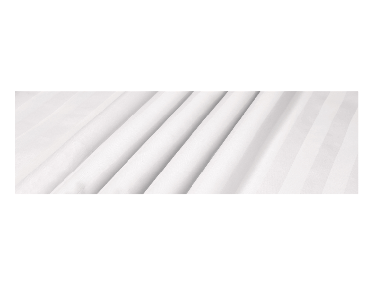 Linge de lit blanc à rayures satinées