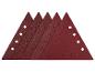 Cinq feuilles de papier abrasif triangulaires de couleur rouge-brun.