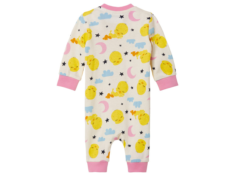 Une grenouillère pour bébé avec un motif de Tweety endormi.