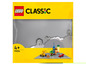 Ensemble LEGO Classic avec des plaques de base et des exemples de constructions