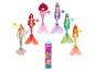 Poupées Barbie Color Reveal avec des queues de sirène et des accessoires.
