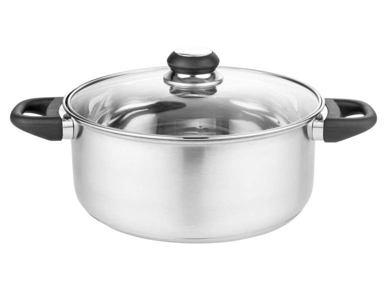 Une casserole en acier inoxydable avec un couvercle en verre transparent et des poignées noires.