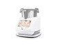 Un Monsieur Cuisine Smart blanc avec écran tactile et casserole.
