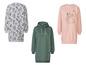 Trois robes Disney : avec Mickey Mouse, des princesses et un sweat à capuche.