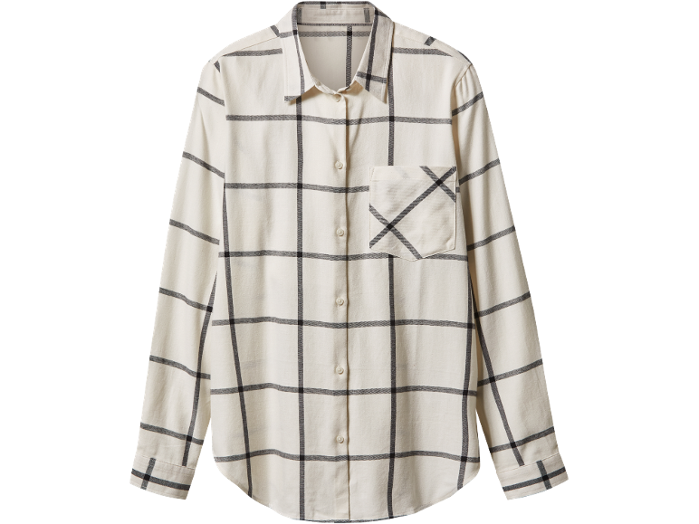 Chemise à carreaux blancs et noirs avec poche poitrine.