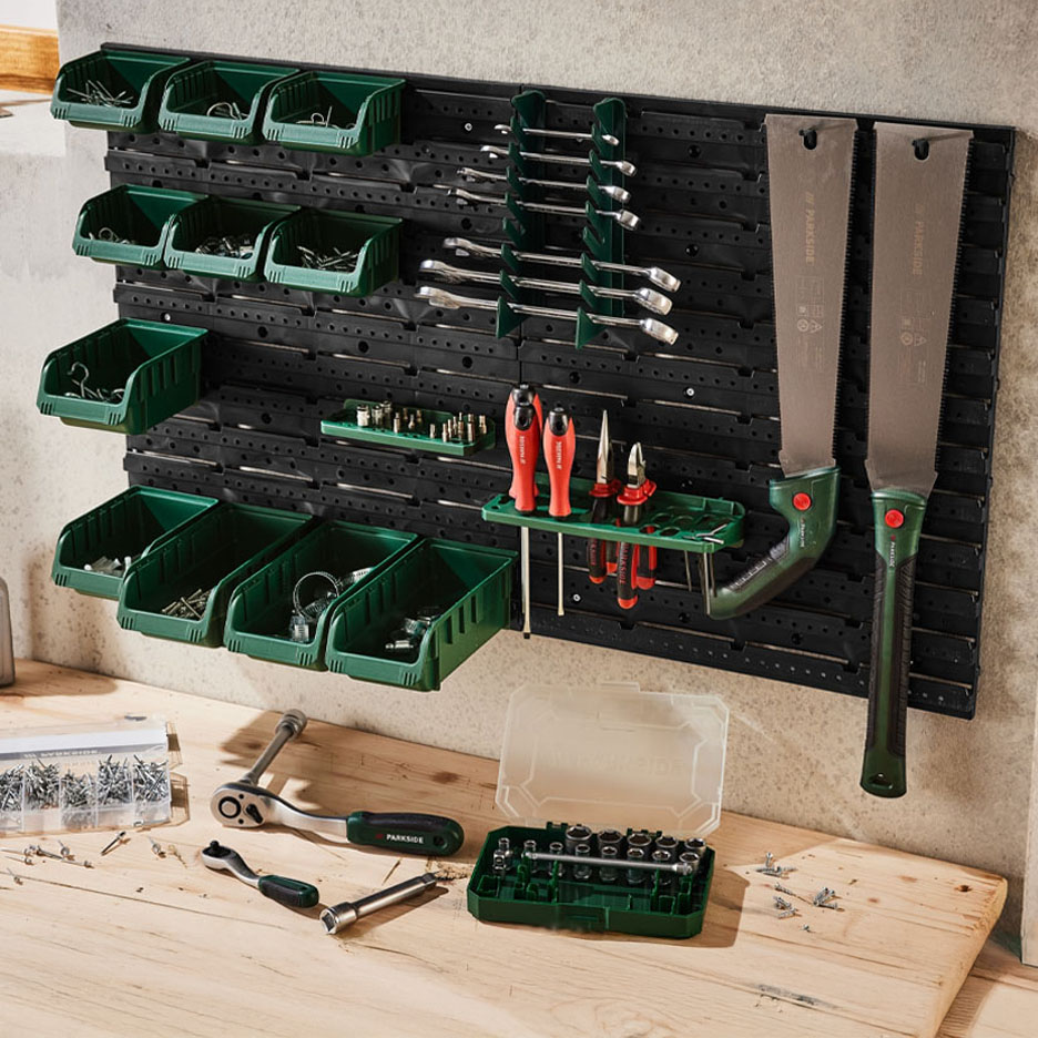 Organiseur d'outils Parkside avec bacs et outils.