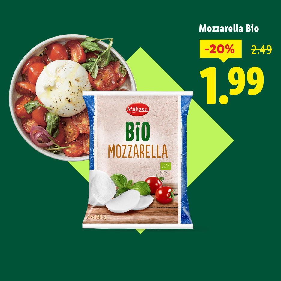 Paquet de mozzarella bio Milbona avec une salade de tomates et de la mozzarella.