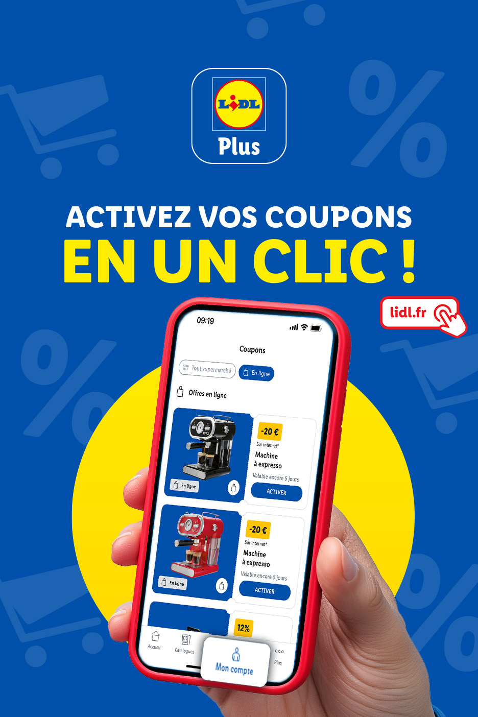 Une main tenant un smartphone affichant des coupons Lidl pour des machines à expresso.
