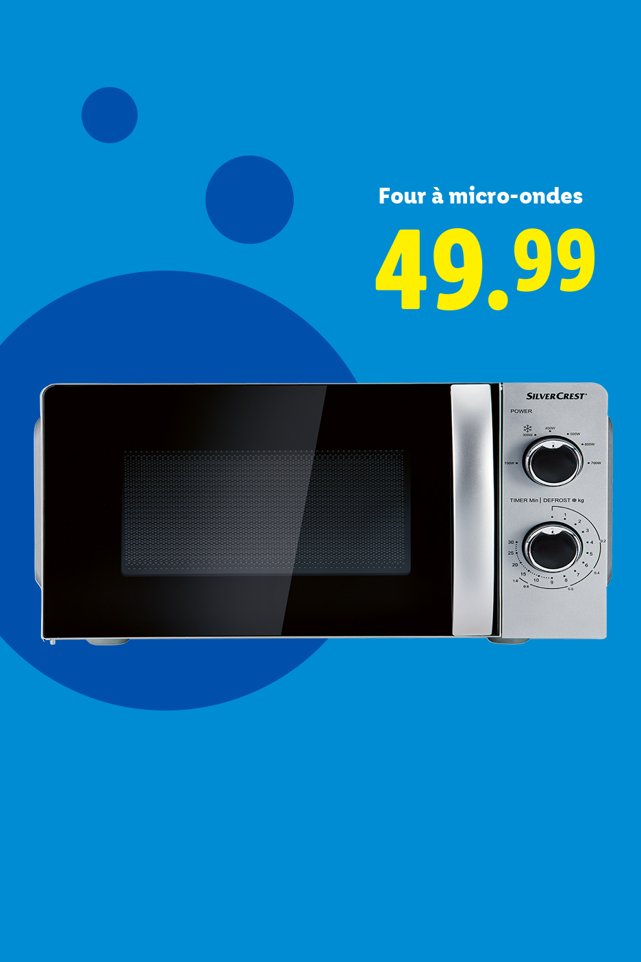Four à micro-ondes SilverCrest à 49.99€.