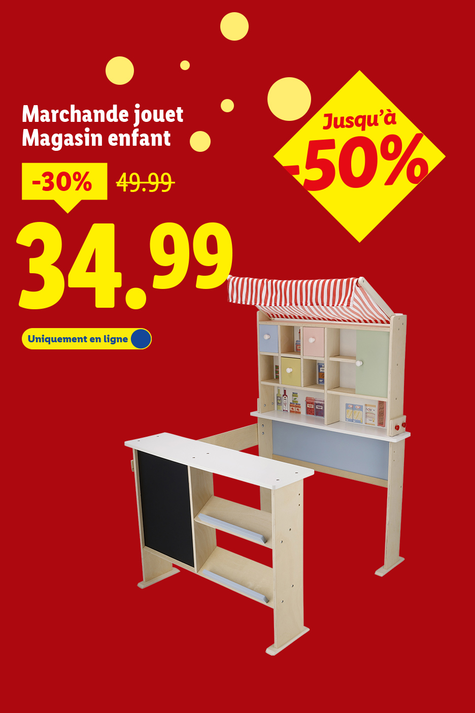 Promotion sur un stand de marché et un tableau noir pour enfants, avec des réductions allant jusqu'à 50%.