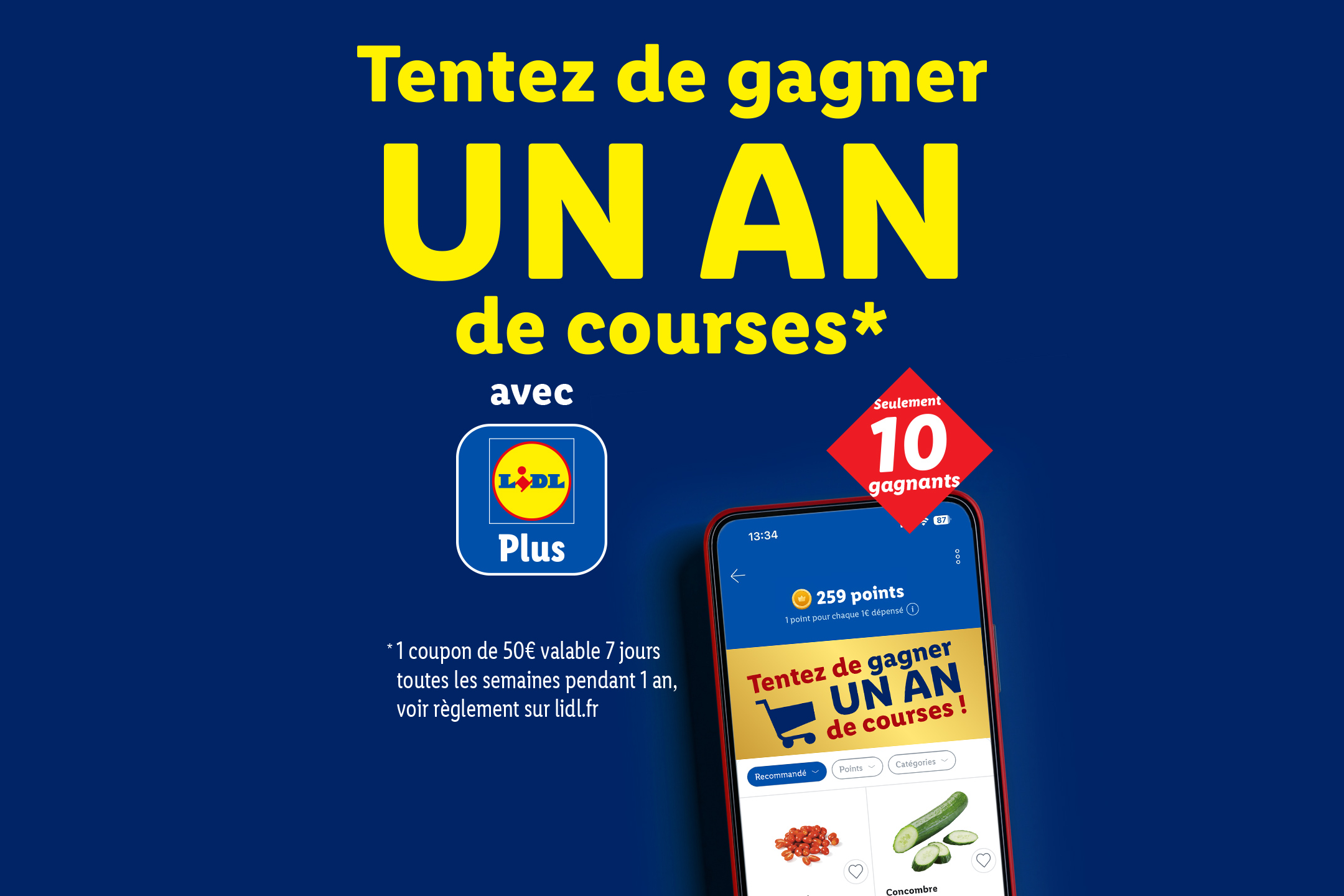 Publicité pour gagner un an de courses, avec un téléphone affichant une application de fidélité.