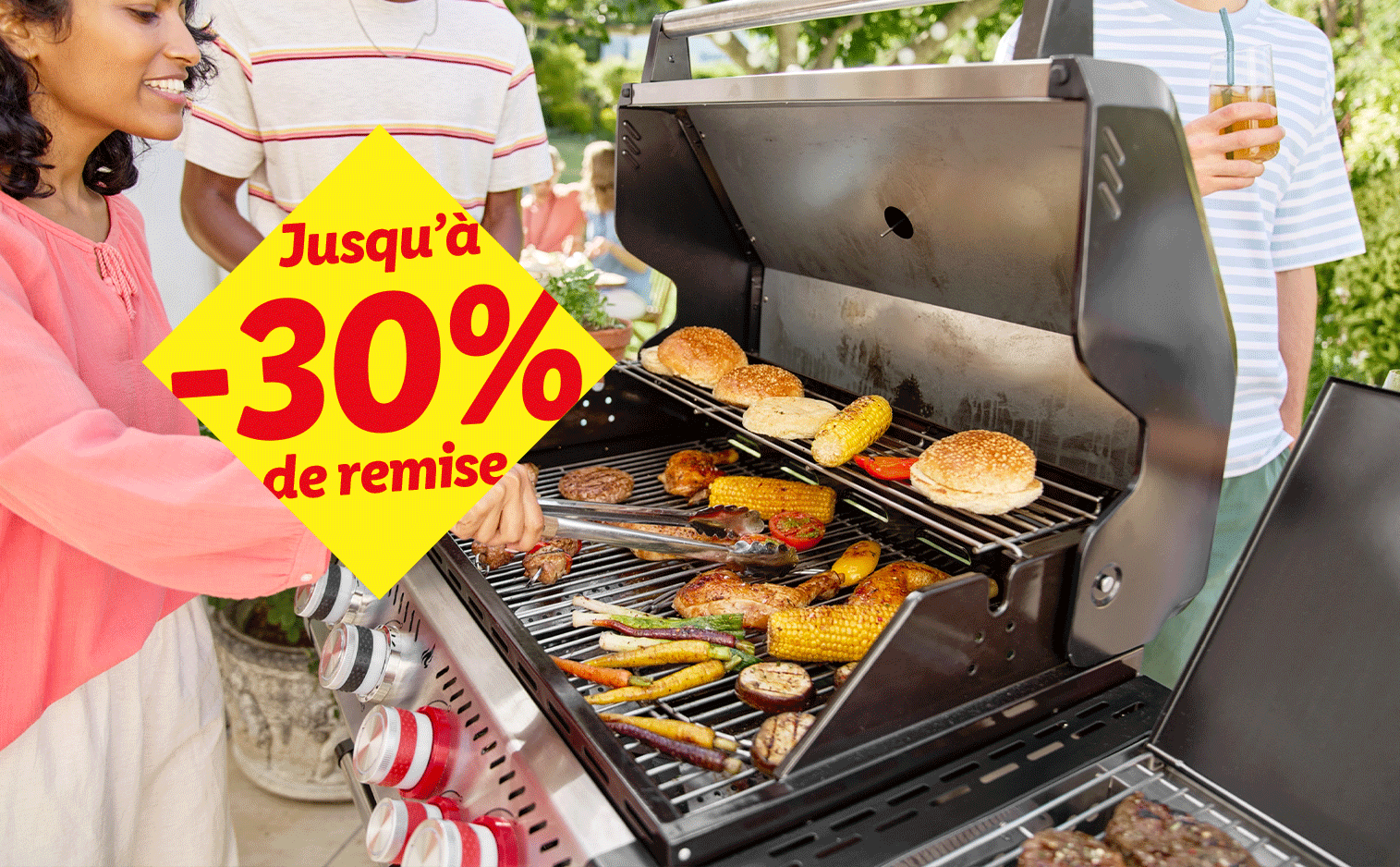 Barbecue avec viandes, légumes et pains grillés, avec une offre de -30% de remise.