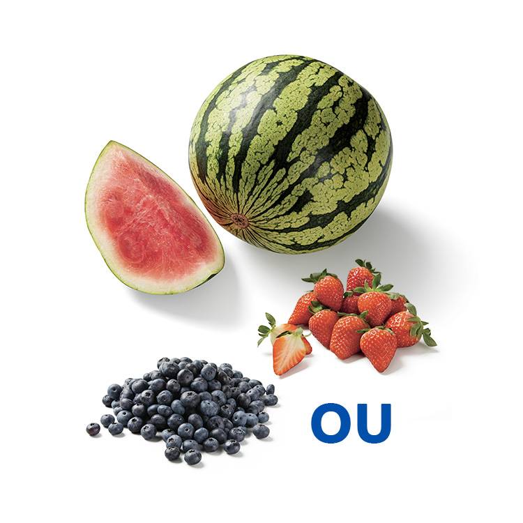 Pastèque, fraises et myrtilles avec le logo OU.