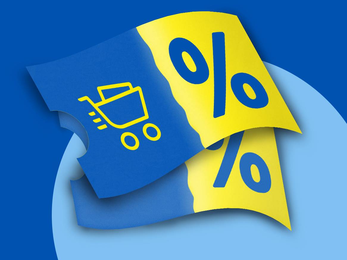 Coupons bleus et jaunes avec un chariot de courses et des symboles de pourcentage de réduction.