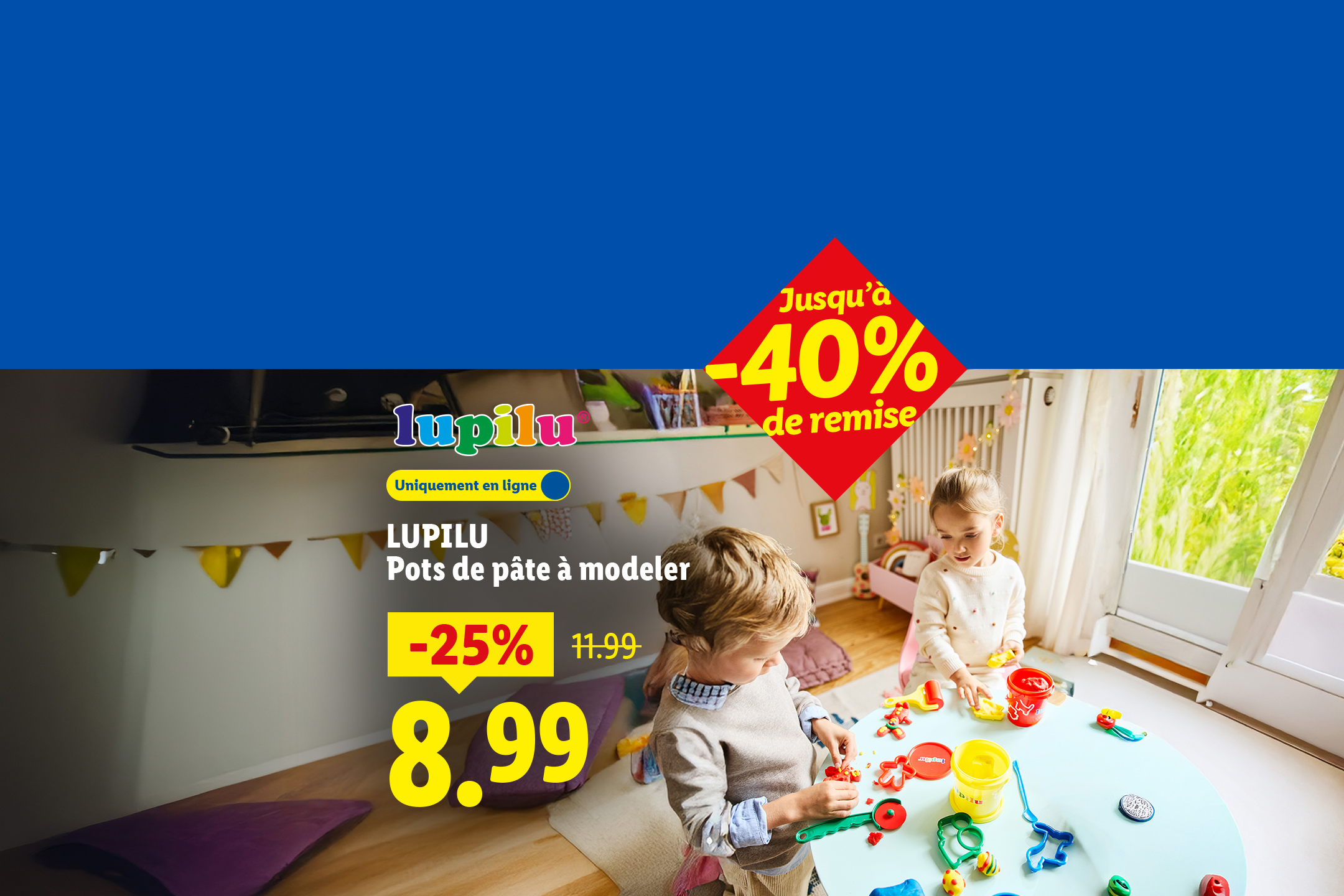 Deux enfants jouent avec des pots de pâte à modeler, avec une réduction de 25% sur le prix initial de 11,99€, soit 8,99€, et jusqu'à 40% de remise.