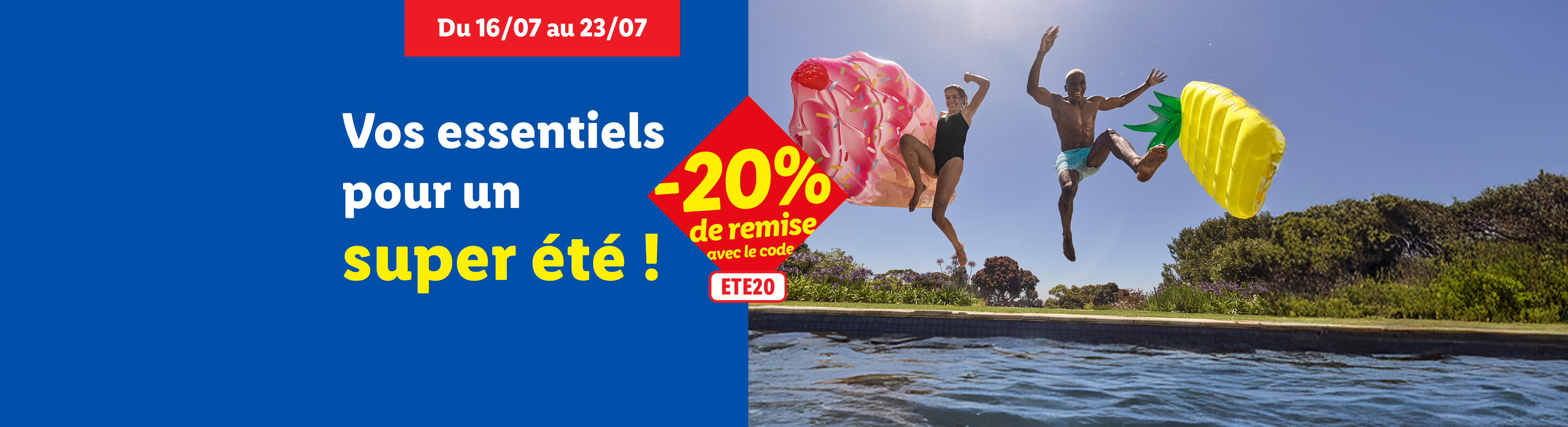Deux personnes sautent dans une piscine avec des flotteurs géants, promotion de -20% avec le code ETE20.