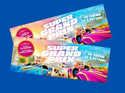 Deux billets de cinéma pour le film 'Super Grand Prix' avec des personnages de dessins animés.