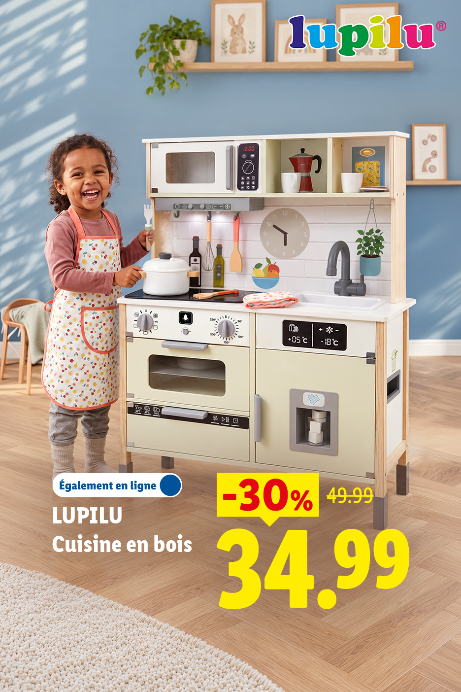 Cuisine en bois Lupilu avec accessoires, en promotion à 34,99 € au lieu de 49,99 €, soit une réduction de -30%.