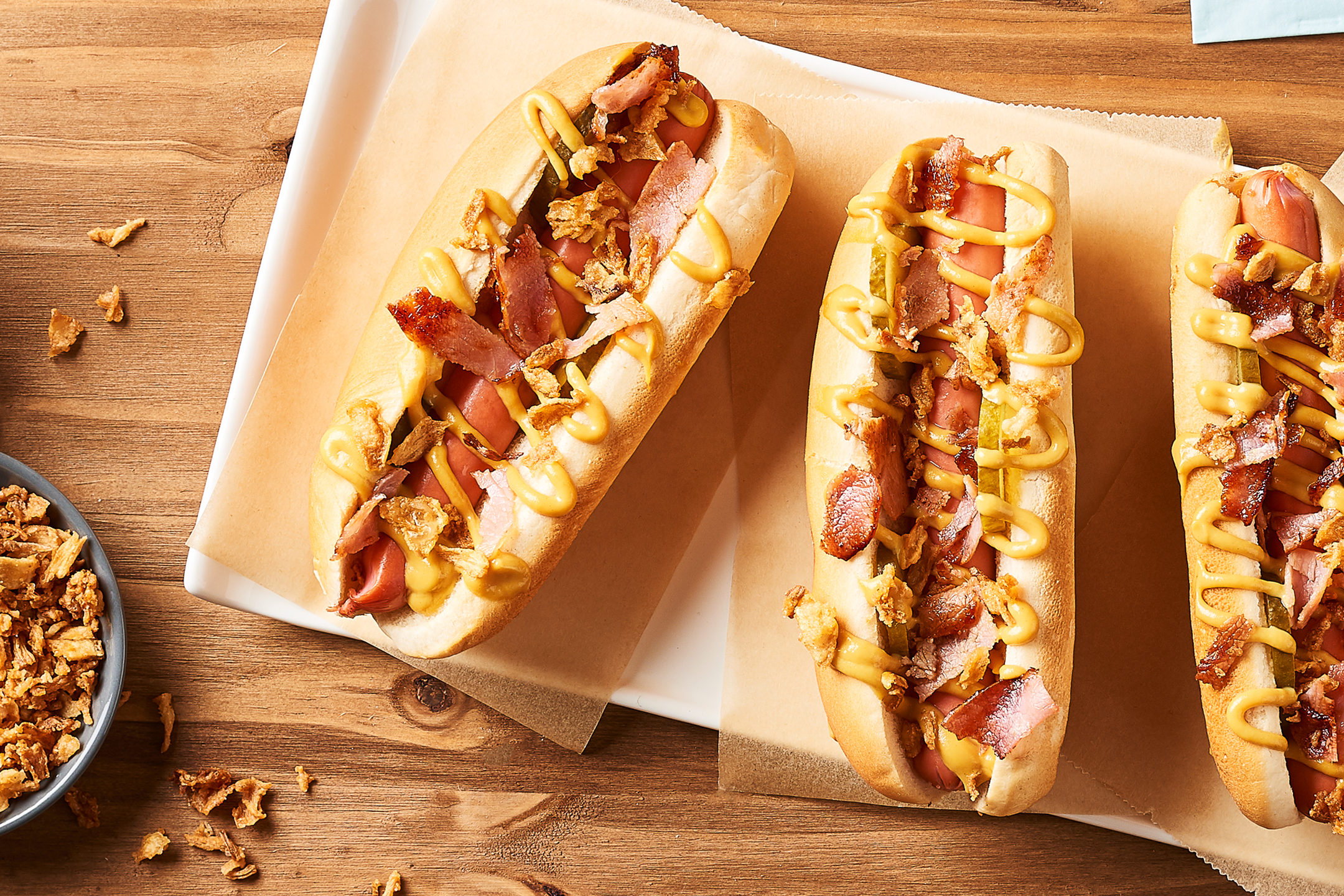 Laissez-vous tentez par la recette du hot dog bacon sur www.recettes.lidl.fr