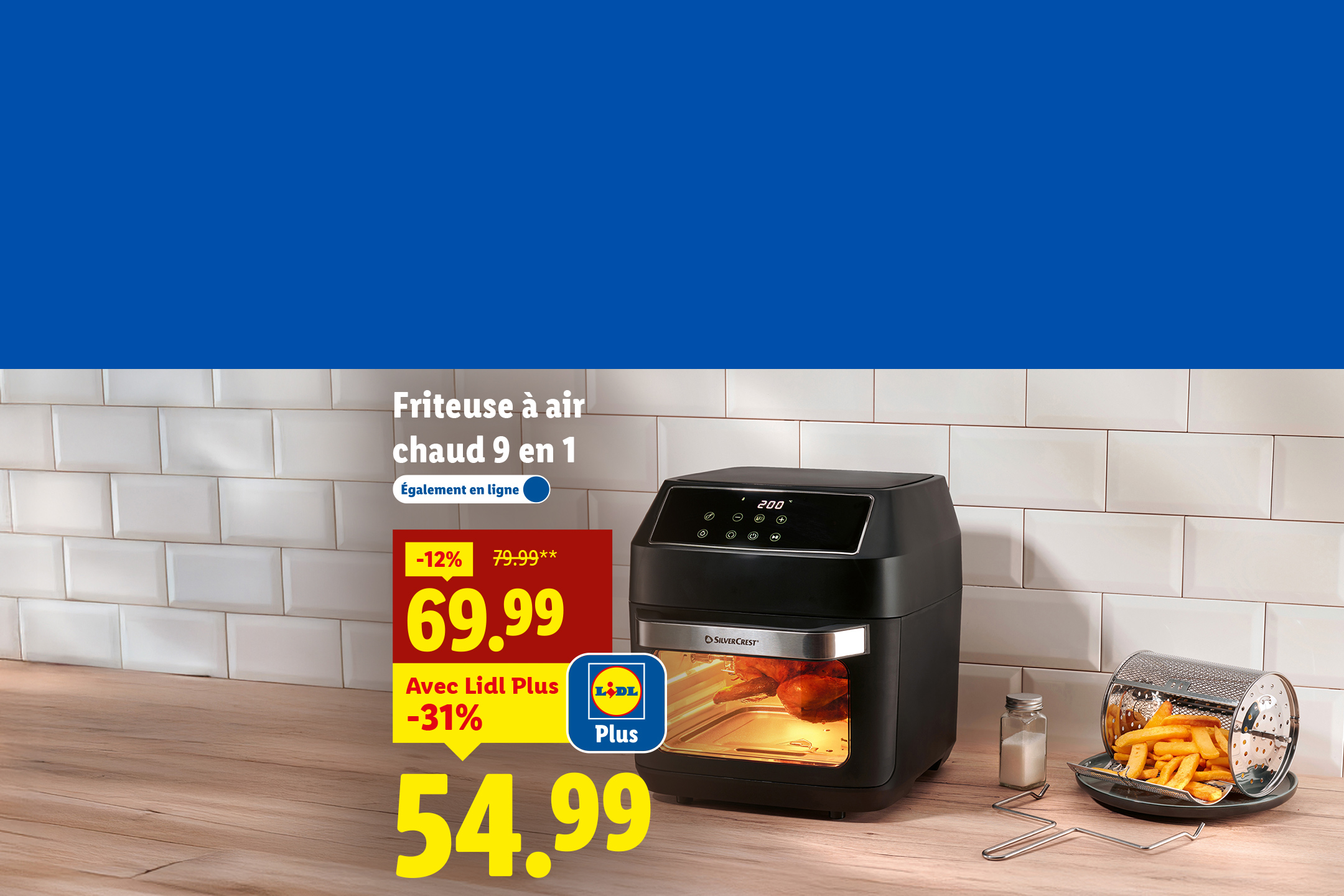 Friteuse à air chaud 9 en 1 avec des frites et du poulet, affichant des réductions de prix.